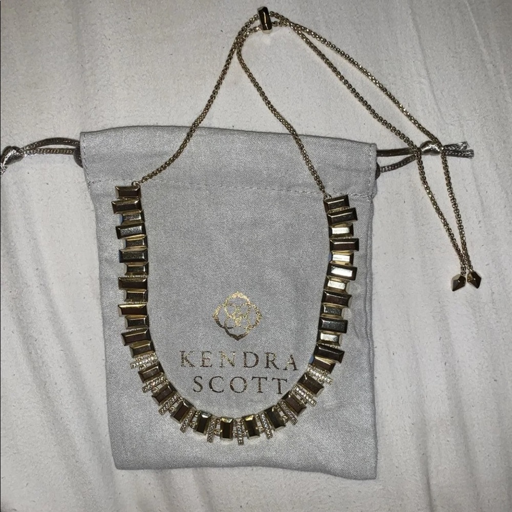 Kendra Scott choker necklace